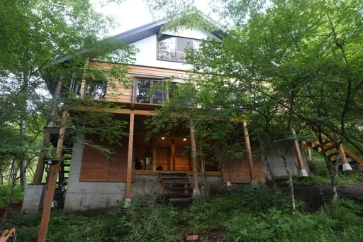 サウナ付貸別荘『ＳＡＮＫＡＫＵ　△　ＨＯＵＳＥ』／　ＶＩＬＬＯＤＧＥ　　ＹＡＭＡＮＡＫＡＫＯ　＾