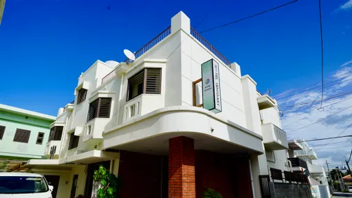 ホテル石垣　＆　ちこんきやー＜石垣島＞